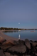 Silver Sands Motel & Beach Bungalows
