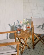 Silver Sands Motel & Beach Bungalows