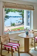 Silver Sands Motel & Beach Bungalows