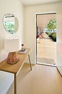 Silver Sands Motel & Beach Bungalows