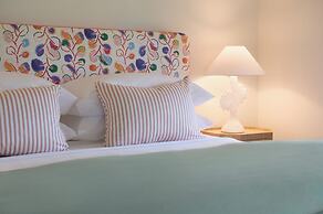 Silver Sands Motel & Beach Bungalows