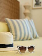 Silver Sands Motel & Beach Bungalows