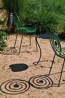 Silver Sands Motel & Beach Bungalows