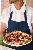 Silver Sands Motel & Beach Bungalows