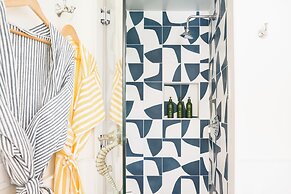 Silver Sands Motel & Beach Bungalows