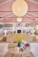 Silver Sands Motel & Beach Bungalows