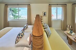 Silver Sands Motel & Beach Bungalows