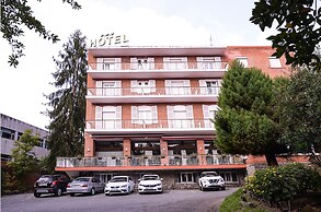 Hotel Alcázar - Irún centro