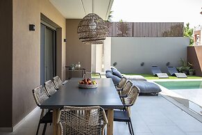 Salina SPA Villas - with PRIVATE ECO-POOL, SAUNA & Hot Tub