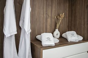 Salina SPA Villas - with PRIVATE ECO-POOL, SAUNA & Hot Tub