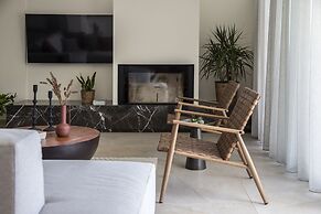 Salina SPA Villas - with PRIVATE ECO-POOL, SAUNA & Hot Tub