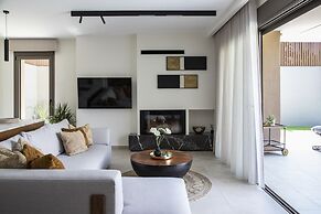 Salina SPA Villas - with PRIVATE ECO-POOL, SAUNA & Hot Tub