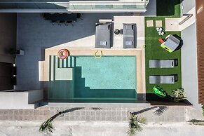 Salina SPA Villas - with PRIVATE ECO-POOL, SAUNA & Hot Tub