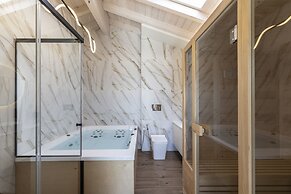 Salina SPA Villas - with PRIVATE ECO-POOL, SAUNA & Hot Tub