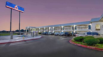 Studio 6 Texarkana, Tx