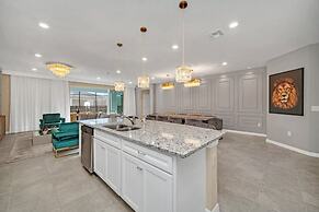 Phillips 8Bed Family Friendly Retreat