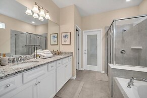 Phillips 8Bed Family Friendly Retreat