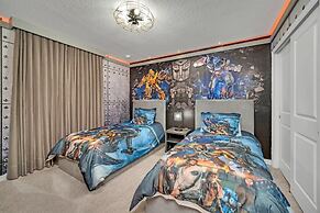 Phillips 8Bed Family Friendly Retreat