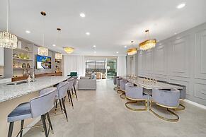 Phillips 8Bed Family Friendly Retreat