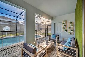 Phillips 8Bed Family Friendly Retreat