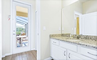 Bernie Pool Home 8 BED