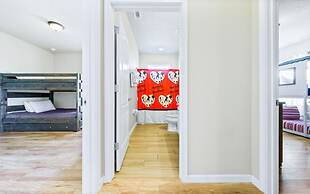 Bernie Pool Home 8 BED