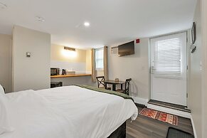 The Inn & More