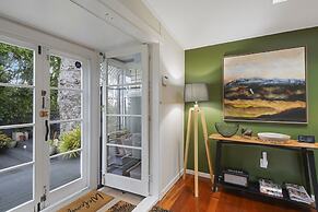 Tranquil Bush Haven - Gardens - Bayview