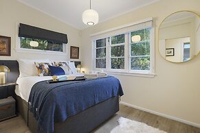 Tranquil Bush Haven - Gardens - Bayview