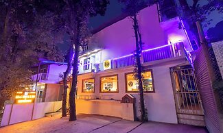 Itsy Hotels Shri Gv Inn, 600 Mtrs From Tiffin Top