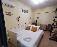 Serafi Cozy Rooms Archaggelos