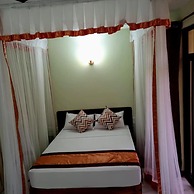 CaliTwapa Hotel & Restaurant