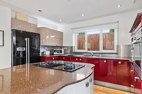 Soldeu - Lovely Cottage With Hot Tub