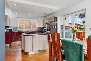 Soldeu - Lovely Cottage With Hot Tub