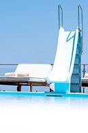 Icarus Luxury Beachfront Villa