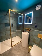 Ailim House Serviced Cottage