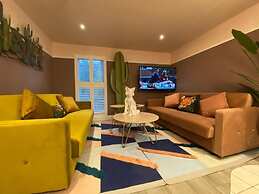 Ailim House Serviced Cottage