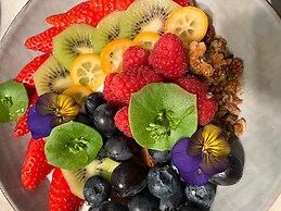 Ailim House Serviced Cottage