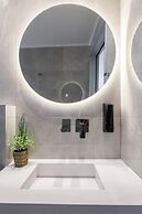 Amalthia Luxury Suites