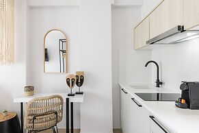 Amalthia Luxury Suites