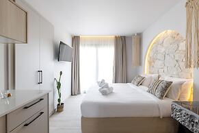 Amalthia Luxury Suites