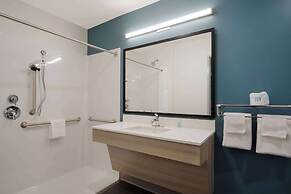 WoodSpring Suites Grand Rapids Kentwood