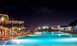 one oasis by paseo de corazon