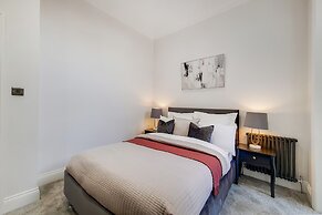 Lovely 1-bed Apartment in London With Courtyard