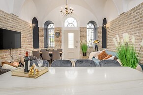 Nina Luxury Apartment