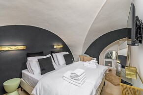 Nina Luxury Apartment