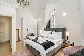 Nina Luxury Apartment