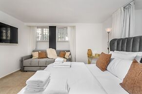 Nina Luxury Apartment