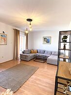 Spacious 2-bed Apartment in Cavtat