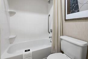 Tysons Corner Suites, A Baymont by Wyndham